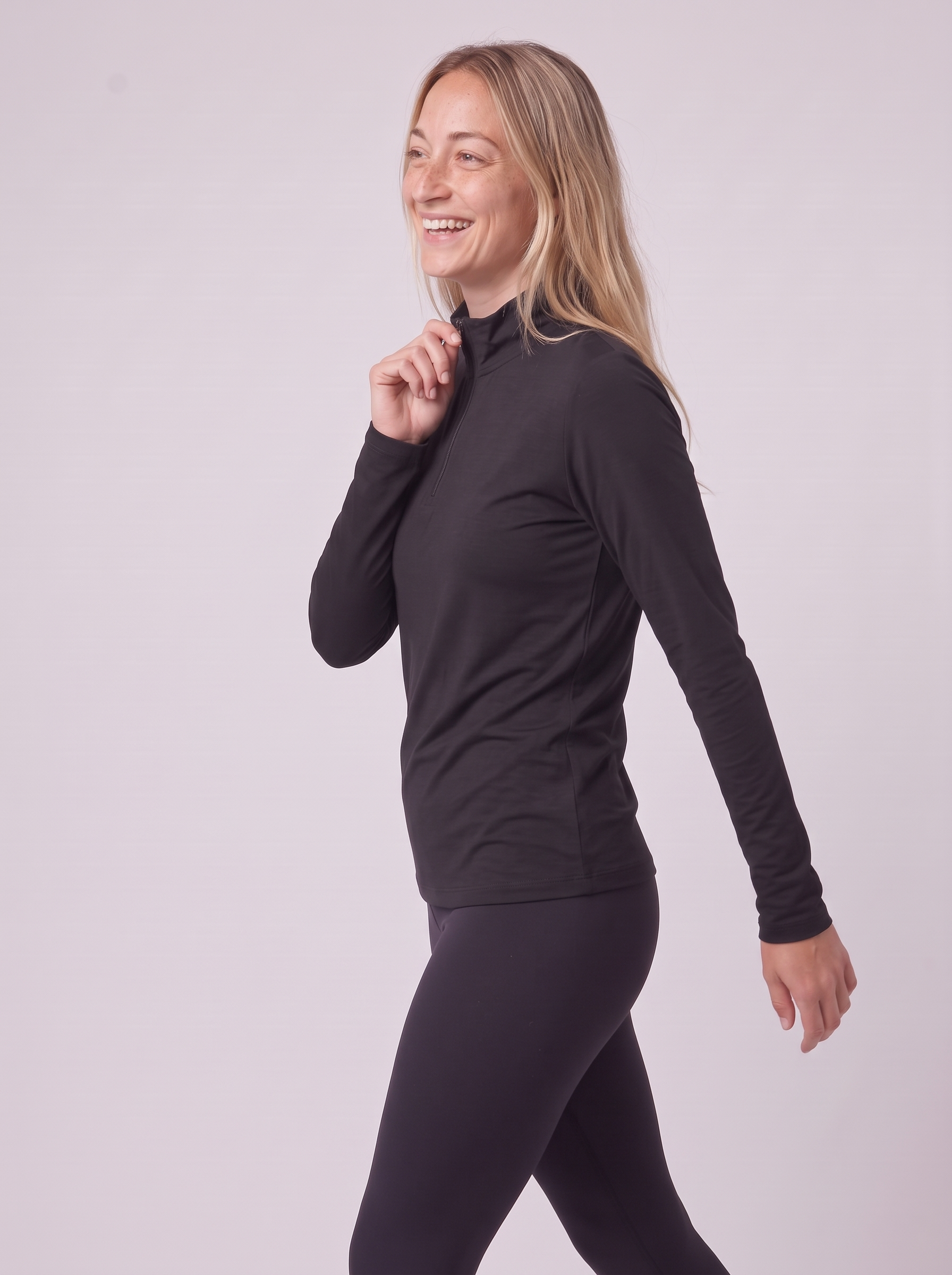 Slim Fit Quarter Zip aus Lyocell – Schwarz