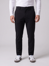 Regular Fit Hose mit 4-Way-Stretch – Schwarz
