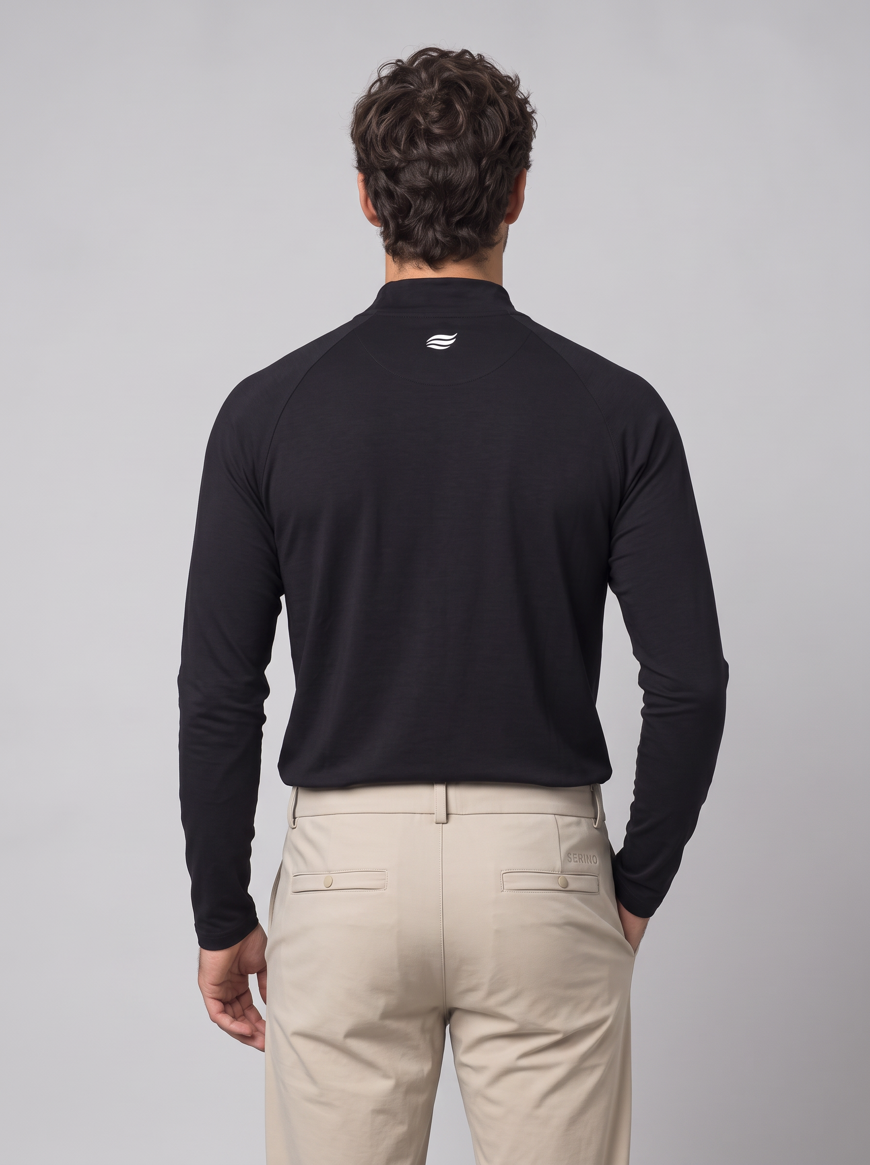 Slim Fit Longsleeve mit Stehkragen – Schwarz