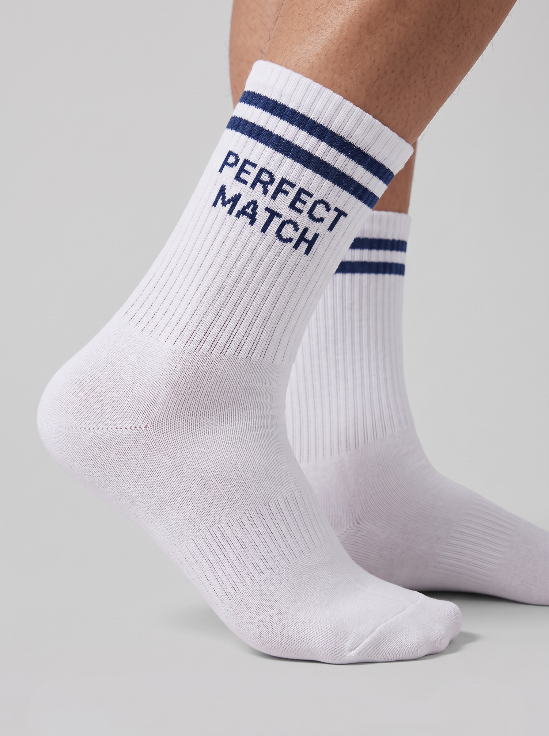 Tennissocken aus Lyocell und Seide mit "Perfect Match"-Schriftzug – Weiß
